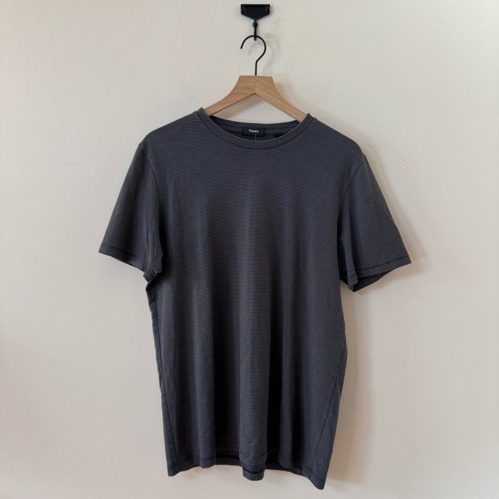Theory striped tee — size large - Picture 2 of 6